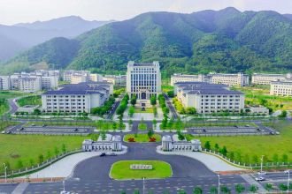 肇庆医学高等专科学校